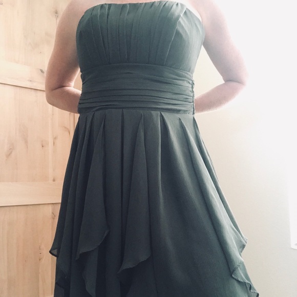 David’s Bridal strapless. - Picture 2 of 5